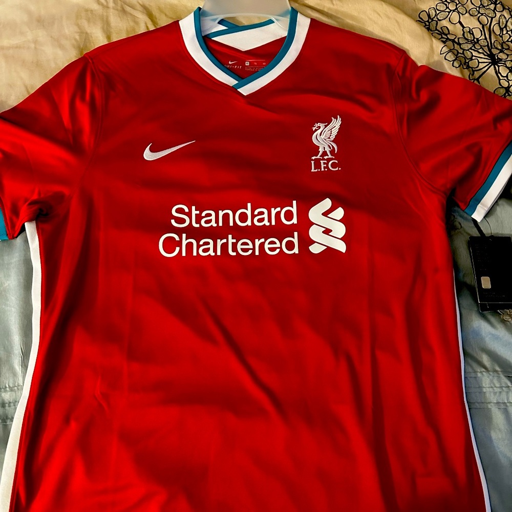 2020 Liverpool home kit